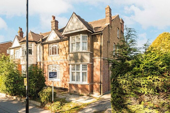 6 Bedroom Semi-detached House For Sale In St. Helen's Crescent, London, SW16