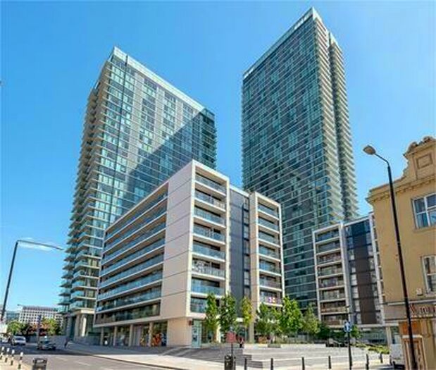 Studio To Rent In Landmark Buildings, West Tower, Canary Wharf, South Quay, London, E14