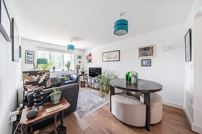 1 Bedroom Flat For Sale In Stevenson Court, Cumberland Place, London, SE6