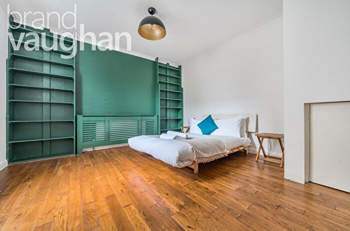 3 Bedroom Terraced House To Rent In Crown Gardens, Brighton, East Sussex, BN1