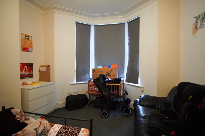 3 Bedroom Terraced House To Rent In Boswell Street, BS5