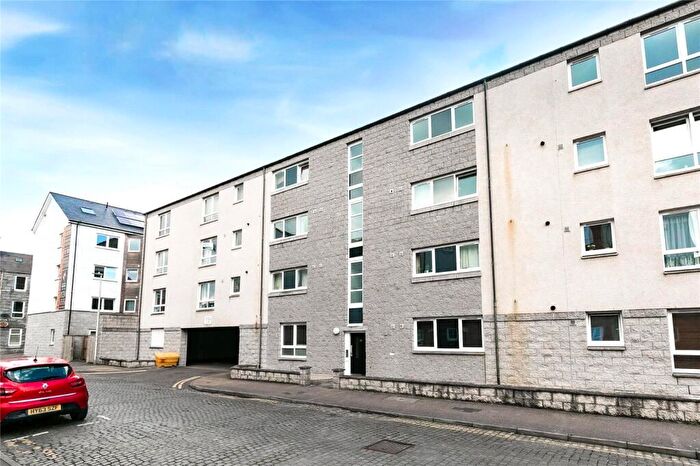 2 Bedroom Flat To Rent In Fraser Road, Aberdeen, AB25