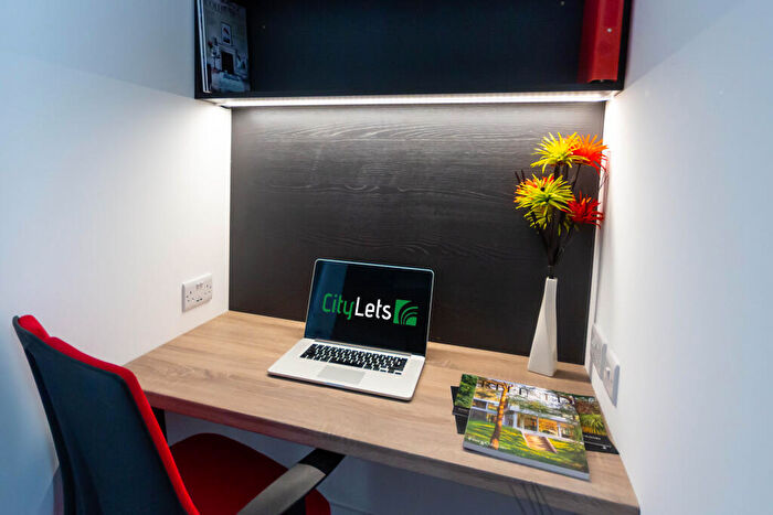 Studio To Rent In Derry Villas Premium Studios, PL4 - Photo 2