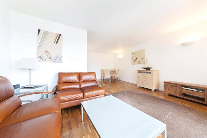 2 Bedroom Apartment For Sale In New Providence Wharf, Fairmont Avenue, London, E14