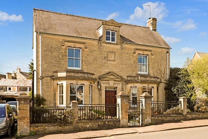 5 Bedroom Detached House For Sale In Cheltenham Road, Painswick, GL6