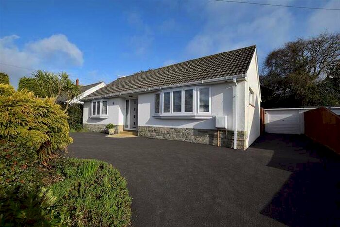 2 Bedroom Detached Bungalow To Rent In Farm Lane South, Barton On Sea, BH25