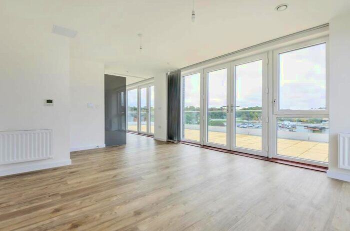 2 Bedroom Flat To Rent In Chieftain Road, Longcross, Chertsey, KT16