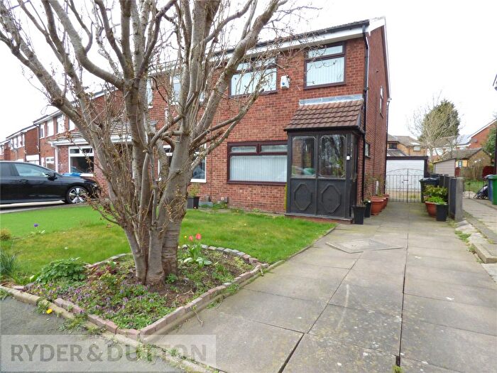 3 Bedroom Semi Detached House To Rent In The Fairway, Manchester, Greater Manchester, M40