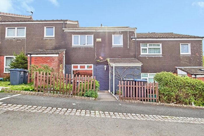 3 Bedroom Terraced House For Sale In Low Thatch, Birmingham, West Midlands, B38