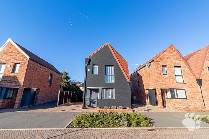 4 Bedroom Detached House For Sale In Cheshire Walk, Basildon, SS14