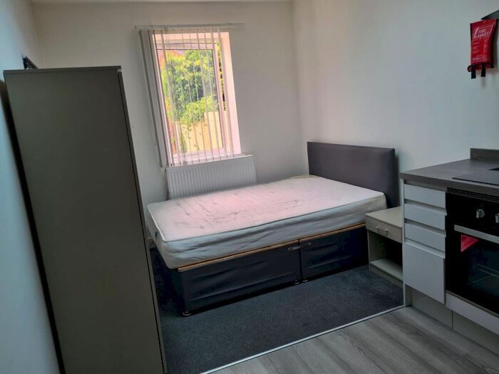 Property To Rent In Kings Road, Doncaster, DN1