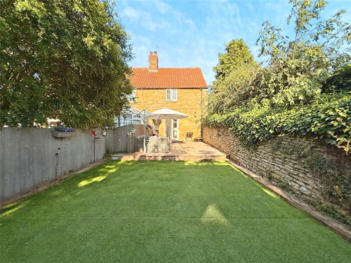 End Of Terrace House For Sale In Blacksmiths Lane, Harmston, Lincoln, Lincolnshire, LN5