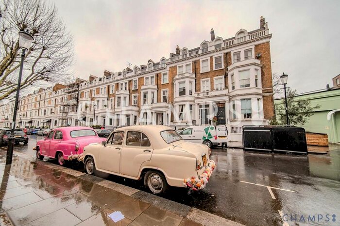 2 Bedroom Flat To Rent In Penywern Road, Earls Court, SW5