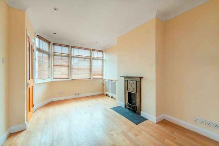 2 Bedroom Terraced House To Rent In Hounslow Road, Feltham, TW13