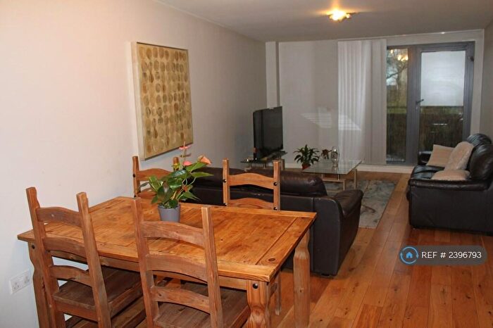 2 Bedroom Flat To Rent In Skyline, Birmingham, B1
