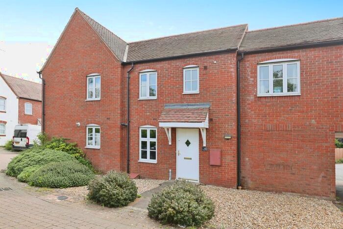 3 Bedroom Terraced House For Sale In Ribston Close, Banbury, OX16