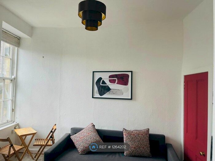 1 Bedroom Flat To Rent In () West Tollcross, Edinburgh, EH3