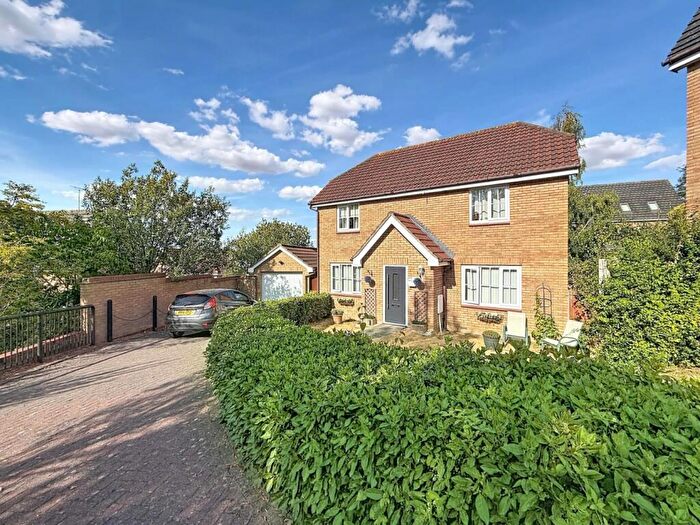 4 Bedroom Detached House For Sale In Henry Close, Haverhill, CB9