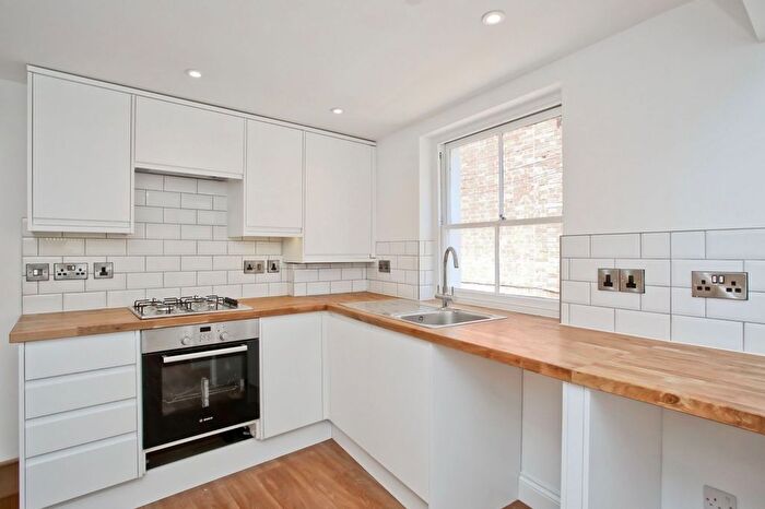 1 Bedroom Flat To Rent In High Street, Uckfield, TN22