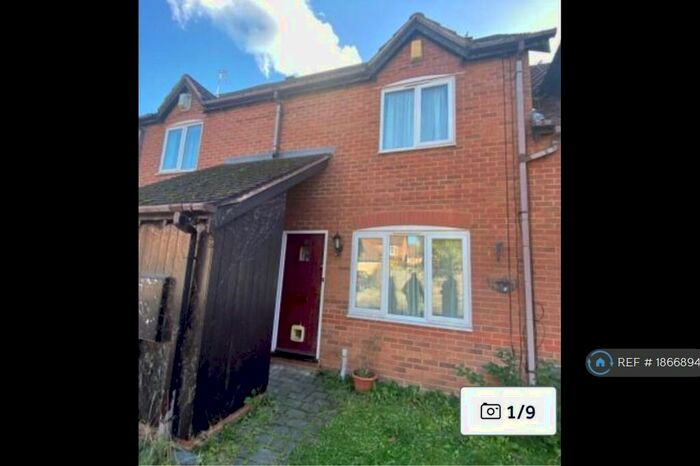 2 Bedroom Terraced House To Rent In Wicket Grove, Nottingham, NG7