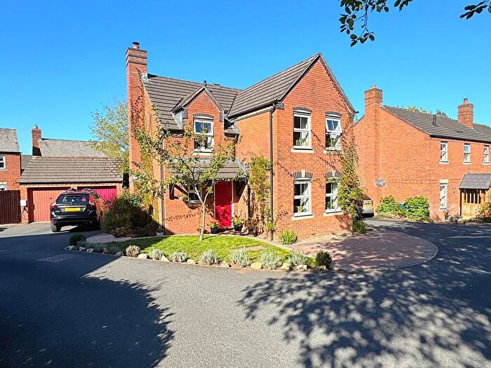 4 Bedroom Detached House For Sale In Farjeon Close, Ledbury, HR8