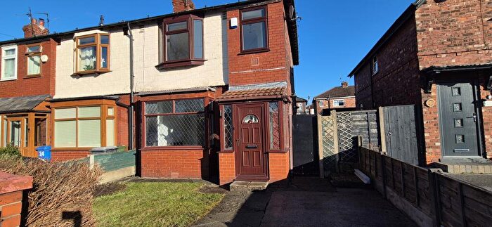 3 Bedroom House To Rent In Ash Street, Audenshaw, M34