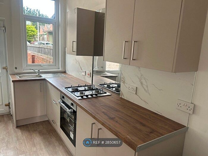 3 Bedroom Terraced House To Rent In Rotherham Road, Rotherham, S66