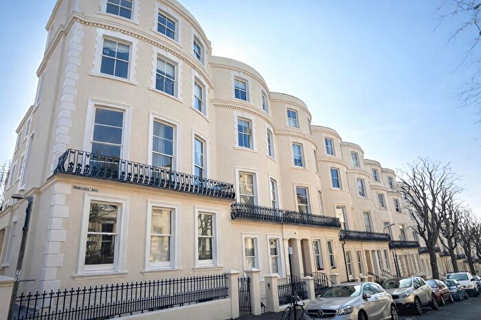1 Bedroom Flat To Rent In Brunswick Road, Hove, BN3