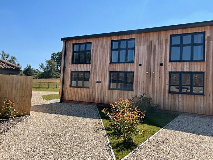 4 Bedroom Barn To Rent In , BA3