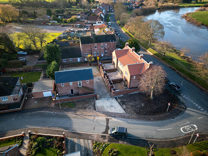 2 Bedroom Apartment For Sale In The Crossings, Airmyn, DN14