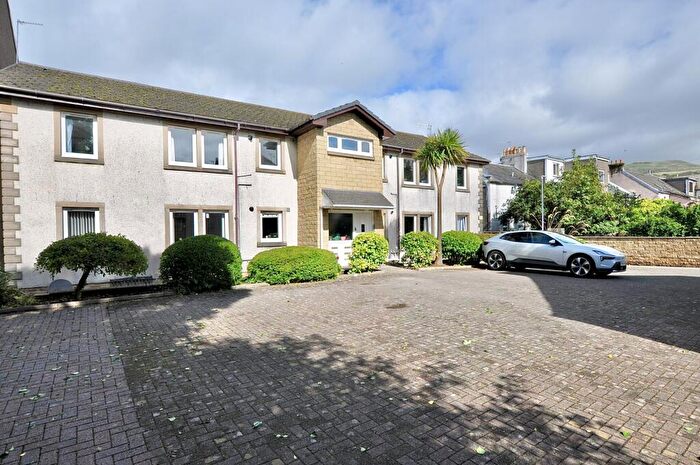 2 Bedroom Flat For Sale In Allanpark Street, Largs, KA30