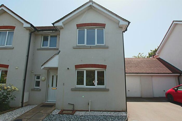 3 Bedroom Semi-Detached House To Rent In The Beeches, Glasshouse Lane, Exeter, EX2