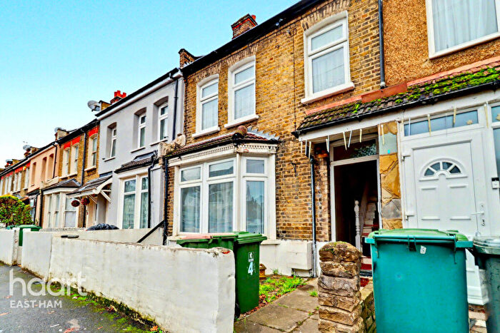 2 Bedroom Terraced House For Sale In Alexandra Road, London, E6