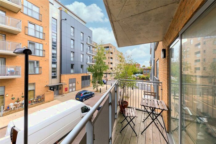 1 Bedroom Flat To Rent In Chris Pullen Way, Islington, N7