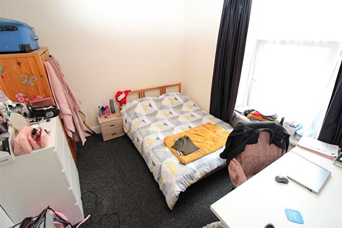 1 Bedroom Semi-Detached House To Rent In Wood Road, Pontypridd, CF37