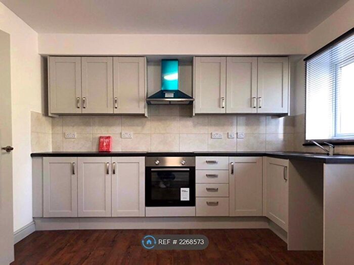1 Bedroom Flat To Rent In Stanmore House, Warwick, CV34