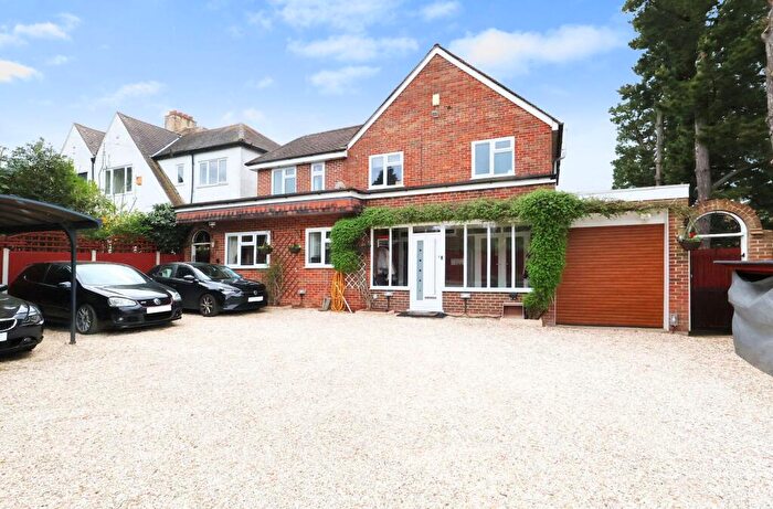 6 Bedroom Detached House For Sale In The Glade, Shirley, CR0