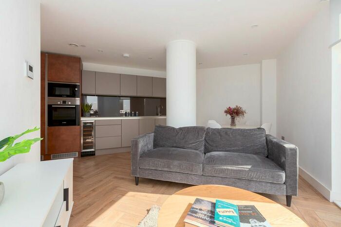 1 Bedroom Flat To Rent In Micawber Street, London, N1