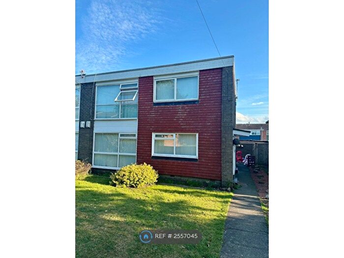 2 Bedroom Flat To Rent In Denham Walk, Newcastle Upon Tyne, NE5
