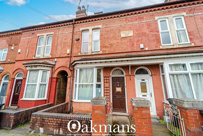 5 Bedroom House To Rent In Dawlish Road, Birmingham, B29