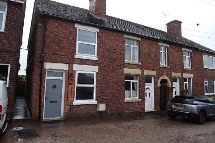 2 Bedroom End Of Terrace House To Rent In Fields Lane, Swadlincote, DE11
