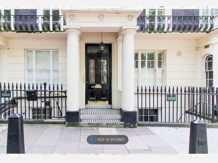 3 Bedroom Flat To Rent In Lancaster Gate, London, W2
