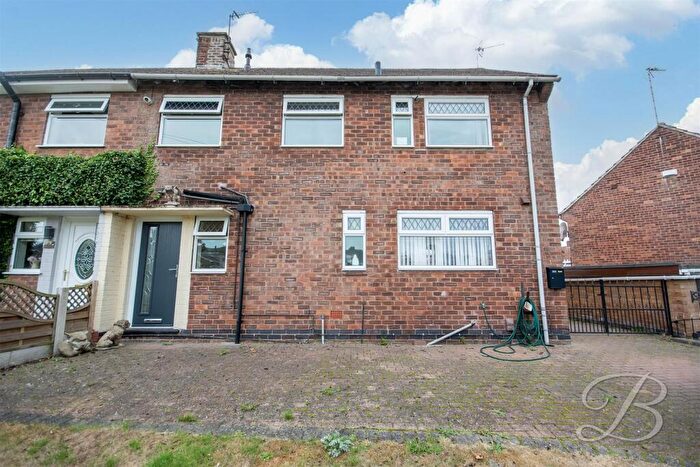 3 Bedroom Semi-Detached House For Sale In Station Road, Rainworth, Mansfield, NG21