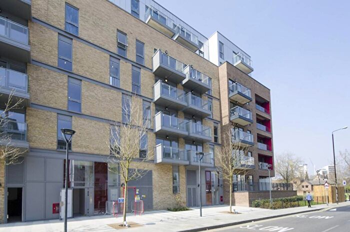 3 Bedroom Flat For Sale In Mellor House, Poplar, London, E14