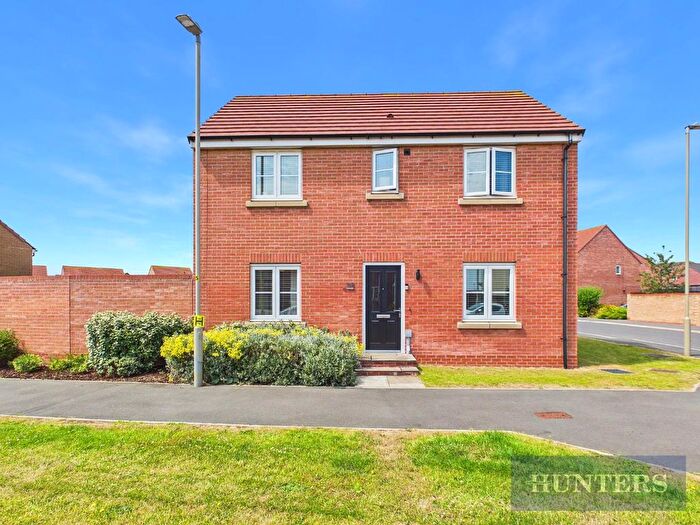 3 Bedroom Detached House For Sale In The Boulevard, Eastfield, Scarborough, YO11
