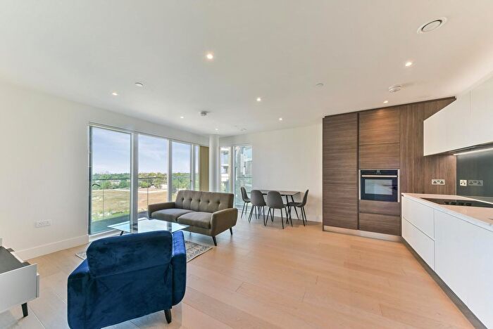 2 Bedroom Flat To Rent In Marsden House, Kidbrooke Village, London, SE3