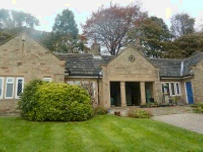 1 Bedroom Bungalow To Rent In Ashwell Road, Manningham, Bradford, West Yorkshire, BD8