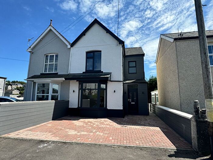 3 Bedroom Semi-Detached House For Sale In Glyn Road, Lower Brynamman, Ammanford, Carmarthenshire., SA18