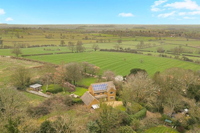 4 Bedroom Detached House For Sale In Stanwell Lane, Great Bourton - Countryside Views, OX17