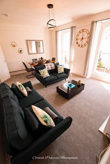 3 Bedroom Apartment To Rent In North Road West, Flat, PL1